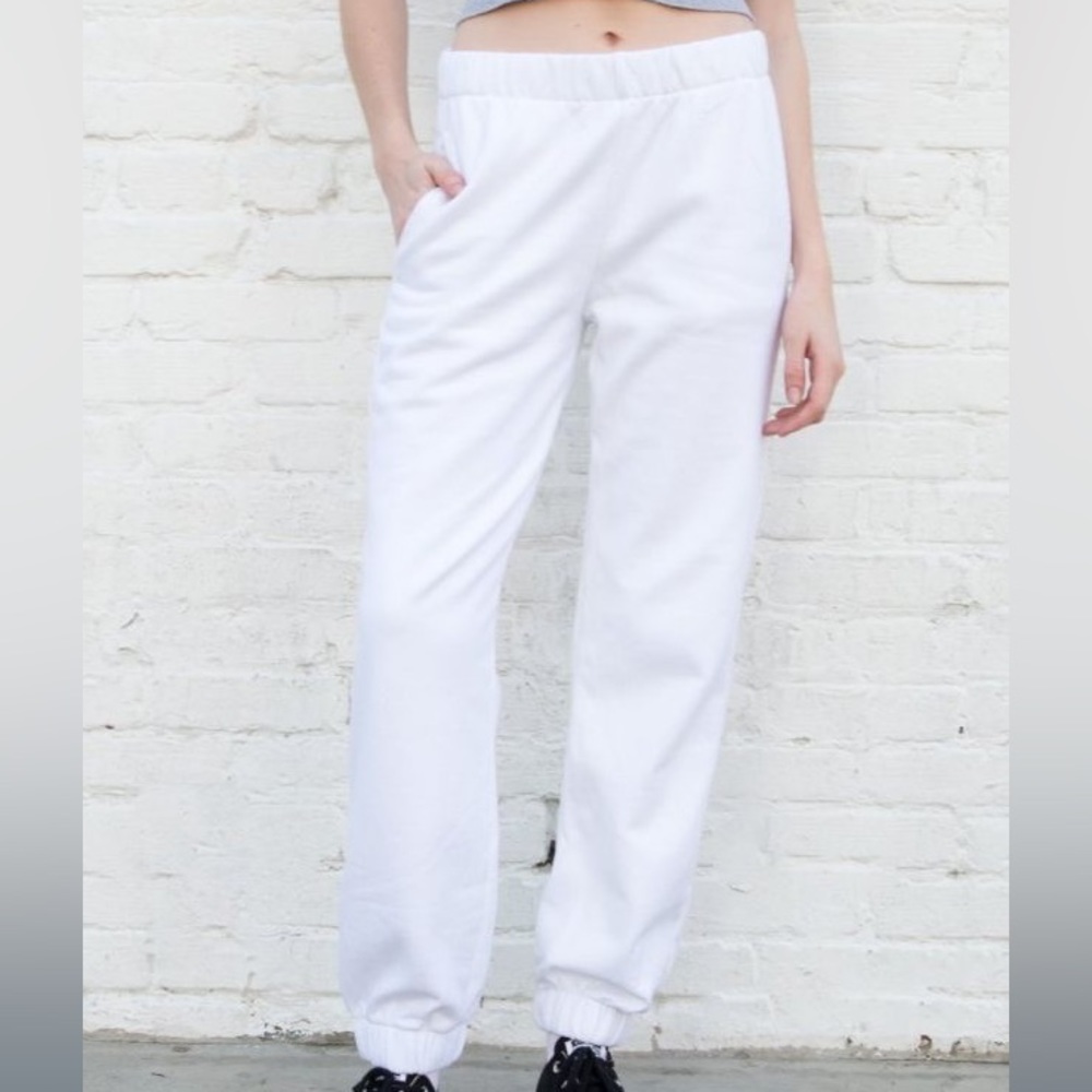 White Rosa Sweatpants - Brandy Melville